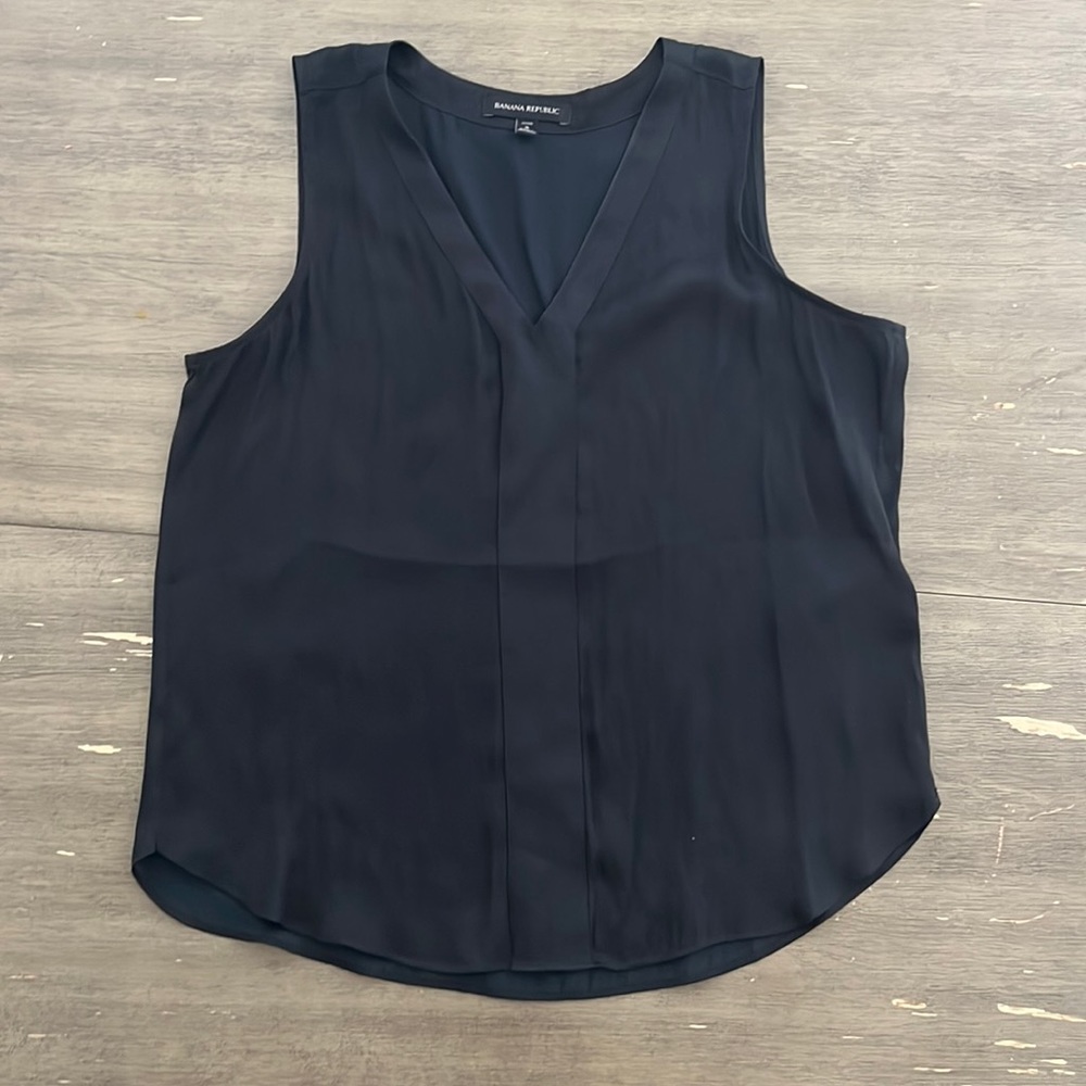 Black Sleeveless Blouse
